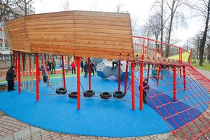 Площадка в Саду
