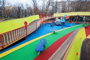 Площадка в Саду