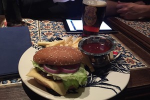Edward's Pub