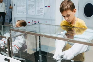 Выставка космоса для детей и взрослых Выставка космоса для детей и взрослых