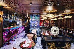 SOLUXE CLUB SOLUXE CLUB