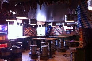 Home Pub на Баки Урманче Home Pub на Баки Урманче