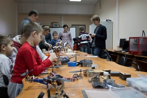Education Robots на Менделеевской