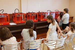 Education Robots на Достоевской