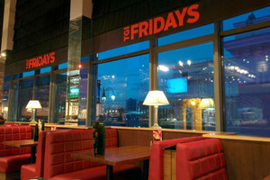 T.G.I. Friday’s на Комсомольской площади T.G.I. Friday’s на Комсомольской площади