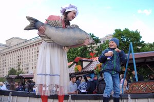 Иммерсивный морской спектакль, лучшие рыбные блюда и лекции о здоровом питании