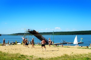 Красное озеро