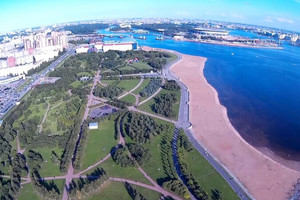 В парке 300-летия Санкт-Петербурга В парке 300-летия Санкт-Петербурга