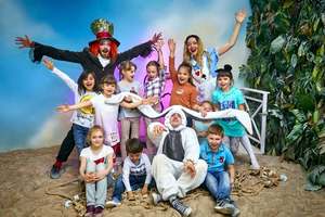 Алиса в Стране чудес. Kids Алиса в Стране чудес. Kids