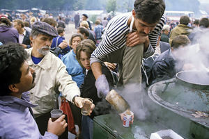 Реконструкция 90-х. Медиа-культура. Взгляд из будущего Реконструкция 90-х. Медиа-культура. Взгляд из будущего