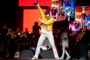 QUEEN SYMPHONY: «Рождественская симфония»