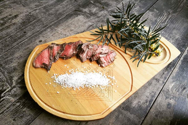 Steak & Beer Corner