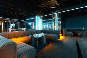 Стриптиз клуб X-Club