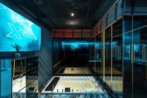 Стриптиз клуб X-Club
