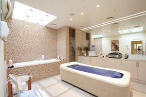 Spa by Algotherm Spa by Algotherm