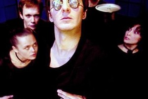 Entre nous/Между нами Entre nous/Между нами