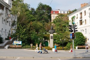 Площадь Суворова Площадь Суворова