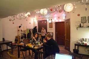 Дом под деревом